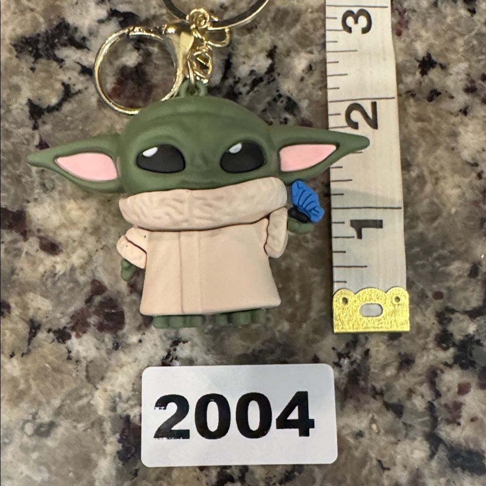 2004 Baby Yoda Key Chain‎ - Picture 2 of 3